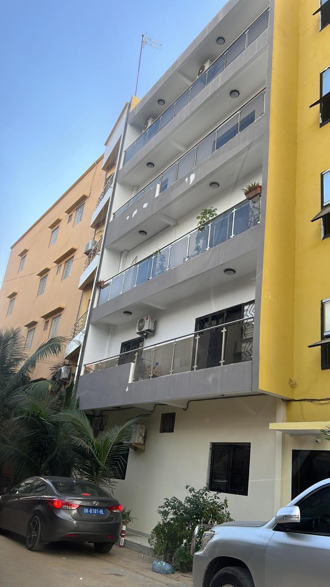Luxes * Dakar